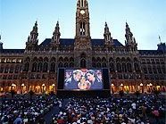 Musik und Kulinarik am Wiener Rathausplatz Musik und Kulinarik am Wiener Rathausplatz