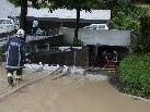 Zahlreiche Keller und Tiefgaragen stehen unter Wasser Zahlreiche Keller und Tiefgaragen stehen unter Wasser