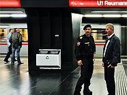 Die Wiener U-Bahn feierte ihren ersten Nacht-Einsatz. Die Wiener U-Bahn feierte ihren ersten Nacht-Einsatz.
