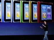 Steve Job präsentiert die neue Generation des iPod nano. Steve Job präsentiert die neue Generation des iPod nano.