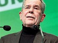 Alexander Van der Bellen zieht ins Stadtparlament ein. Alexander Van der Bellen zieht ins Stadtparlament ein.