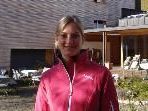 Die 25-jährige Sarah wird diesen Winter als Bergscout auf den Walser und Oberstdorfer Pisten unterwegs sein. Die 25-jährige Sarah wird diesen Winter als Bergscout auf den Walser und Oberstdorfer Pisten unterwegs sein.