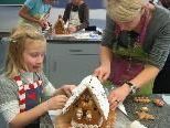 Ein leckeres Lebkuchenhaus selbst gebacken Ein leckeres Lebkuchenhaus selbst gebacken