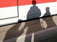 20-Jährige wollte mit fünfjährigem Sohn in Gambia neues Leben beginnen 20-Jährige wollte mit fünfjährigem Sohn in Gambia neues Leben beginnen