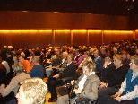 42 Frauen und Männer des Nenzinger Seniorenbundes waren bei der Filmvorführung in Ambach dabei. 42 Frauen und Männer des Nenzinger Seniorenbundes waren bei der Filmvorführung in Ambach dabei.