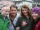 Die Mittelschule "taugt" uns: Katrin, Aycha. Stefanie und Tina. Die Mittelschule "taugt" uns: Katrin, Aycha. Stefanie und Tina.