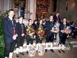 Die verdienten Mitglieder der Bürgermusik Gaschurn-Partenen mit Kapellmeister Rainer Fitsch (r). Die verdienten Mitglieder der Bürgermusik Gaschurn-Partenen mit Kapellmeister Rainer Fitsch (r).
