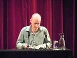 Arno Geiger liest aus seinem Buch "Der alte König in seinem Exil" Arno Geiger liest aus seinem Buch "Der alte König in seinem Exil"
