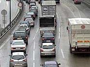Die kurzen Staus im Morgenverkehr waren Folgen des nächtlichen Unfalls. Die kurzen Staus im Morgenverkehr waren Folgen des nächtlichen Unfalls.