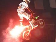 Feuer, Stunts und große Action bei "Masters of Dirt" in der Wiener Stadthalle Feuer, Stunts und große Action bei "Masters of Dirt" in der Wiener Stadthalle