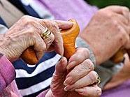 Gemeinsam statt einsam: Die Penzinger Pensionistenklubs laden zu Senioren-Runden.