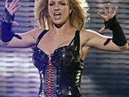 Britney Speras würde gerne mit Rihanna singen.