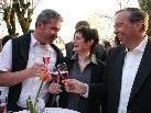 Erwin Nußbaumer, Winzerin Jacqueline Klein und Walter Pfanner. Erwin Nußbaumer, Winzerin Jacqueline Klein und Walter Pfanner.