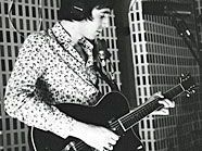 Miles Kane bewegt sich nun auf Solo-Pfaden. Miles Kane bewegt sich nun auf Solo-Pfaden.