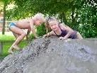 Nicht nur die Bedürfnisse der Kinder sollen erfüllt sein, sondern alle Altersgruppen sollen sich im öffentlichen Raum wohlfühlen. Nicht nur die Bedürfnisse der Kinder sollen erfüllt sein, sondern alle Altersgruppen sollen sich im öffentlichen Raum wohlfühlen.