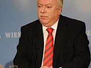 Wiens Bürgermeister Michael Häupl ist vom Rücktritt von Josef Pröll geschockt. Wiens Bürgermeister Michael Häupl ist vom Rücktritt von Josef Pröll geschockt.