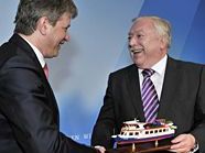 Am Samstag wird MichaelHäupl das Schiff "Wien" in Brünn taufen. Am Samstag wird MichaelHäupl das Schiff "Wien" in Brünn taufen.
