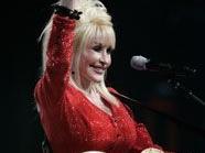 Dolly Parton hat jetzt versicherte Brüste