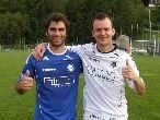 Goldtorschütze Boris Simma (li.) mit "Shut Out"- Goalie Jürgen Schneider. Goldtorschütze Boris Simma (li.) mit "Shut Out"- Goalie Jürgen Schneider.
