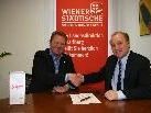 Wiener Städtische Landesdirektor Burkhard Berchtel und VSV-Präsident Patrick Ortlieb freuen sich auf eine gute Zusammenarbeit zum Wohle unserer Nachwuchs-Skistars. Wiener Städtische Landesdirektor Burkhard Berchtel und VSV-Präsident Patrick Ortlieb freuen sich auf eine gute Zusammenarbeit zum Wohle unserer Nachwuchs-Skistars.