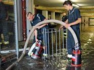 Die Feuerwehren im Bezirk Mödling waren im Dauereinsatz. Die Feuerwehren im Bezirk Mödling waren im Dauereinsatz.