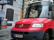 Durch die Erweiterung der Fußgängerzone in 1010 Wien ändern auch die Citybusse ihre Routen. Durch die Erweiterung der Fußgängerzone in 1010 Wien ändern auch die Citybusse ihre Routen.