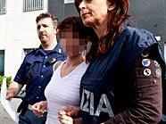 Eissalonbesitzerin Goidsargi Estibaliz C. bei ihrer Verhaftung in Udine.