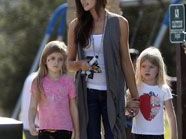 Denise Richards mit ihren Töchtern Sam und Lola Denise Richards mit ihren Töchtern Sam und Lola