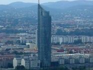 Der "Millennium Tower Up Run" gilt als der härteste Treppenlauf der Welt. Der "Millennium Tower Up Run" gilt als der härteste Treppenlauf der Welt.