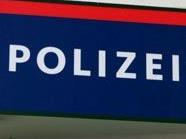 Die Polizei fand bei einer Hausdurchsuchung in 1100 Wien viel Diebesgut.
