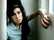Amy Winehouse soll nach ihrem Tod bestohlen worden sein. Amy Winehouse soll nach ihrem Tod bestohlen worden sein.