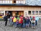 Im Rahmen der Ferienbetreuung kamen die Kids auch auf die Wandfluhhütte auf Unterpartnom Im Rahmen der Ferienbetreuung kamen die Kids auch auf die Wandfluhhütte auf Unterpartnom