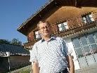 Bürgermeister Armin Berchtold vor dem Feuerwehrhaus in Schwarzenberg Bürgermeister Armin Berchtold vor dem Feuerwehrhaus in Schwarzenberg
