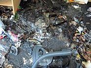 Im Vorraum der Messie-Wohnung war der Brand ausgebrochen. Im Vorraum der Messie-Wohnung war der Brand ausgebrochen.