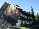 Seit zehn Jahren wartet das Hotel am Bödele, das 2001 durch einen Brand schwer beschädigt wurde, darauf, aus dem Dornröschenschlaf geweckt zu werden. Seit zehn Jahren wartet das Hotel am Bödele, das 2001 durch einen Brand schwer beschädigt wurde, darauf, aus dem Dornröschenschlaf geweckt zu werden.