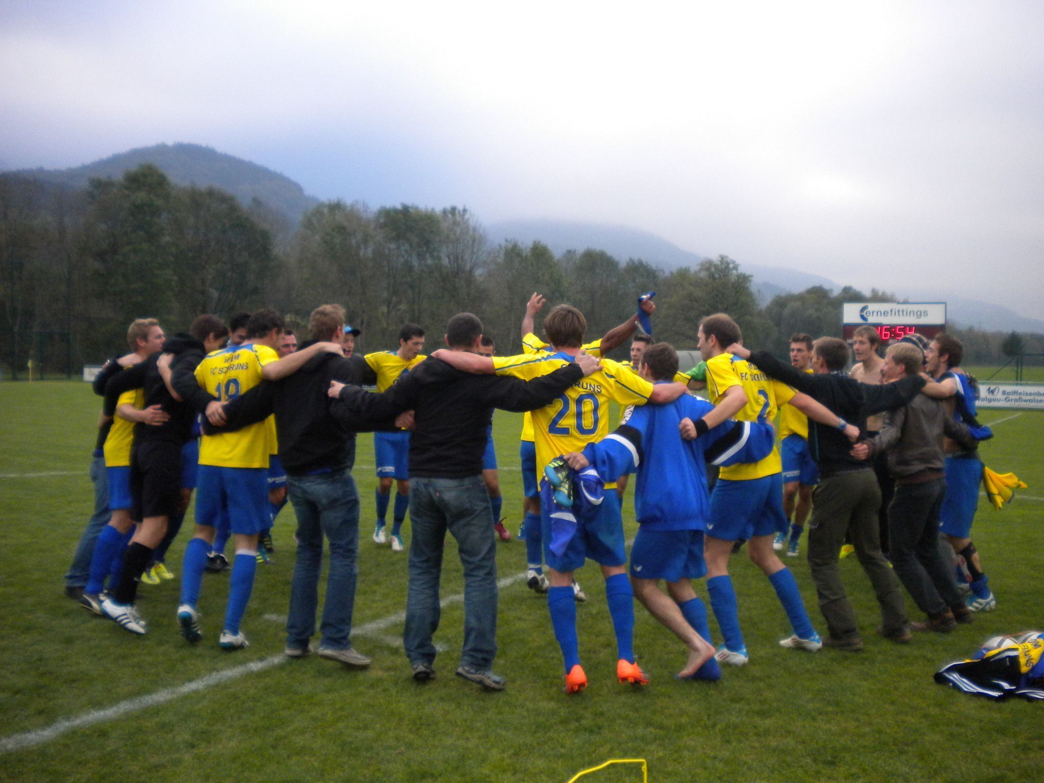 Endlich wieder Jubel beim FC Schruns Endlich wieder Jubel beim FC Schruns