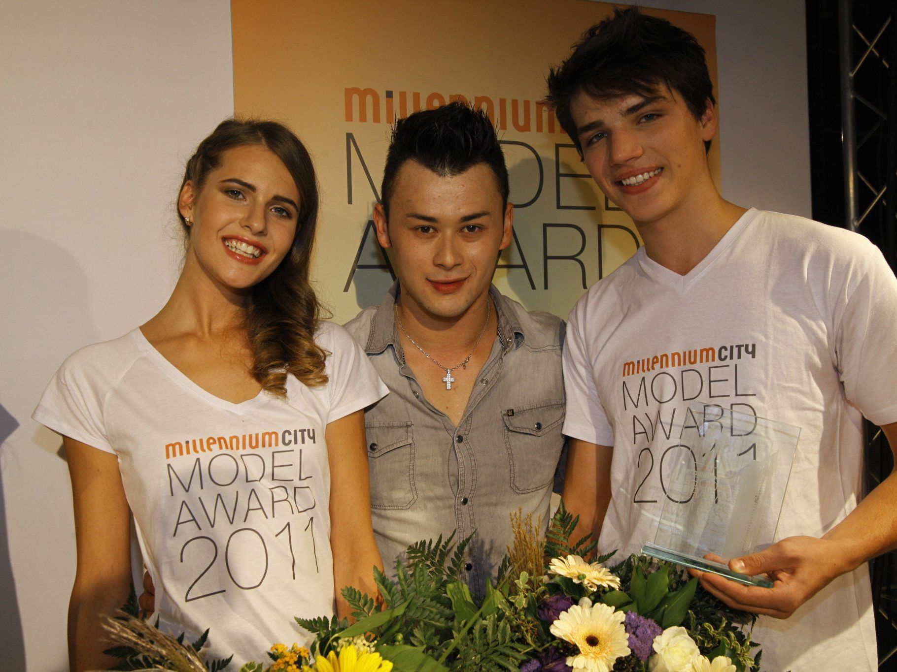 Polina, Lukas Plöchl, Martin beim Millenium City Models Award. Polina, Lukas Plöchl, Martin beim Millenium City Models Award.