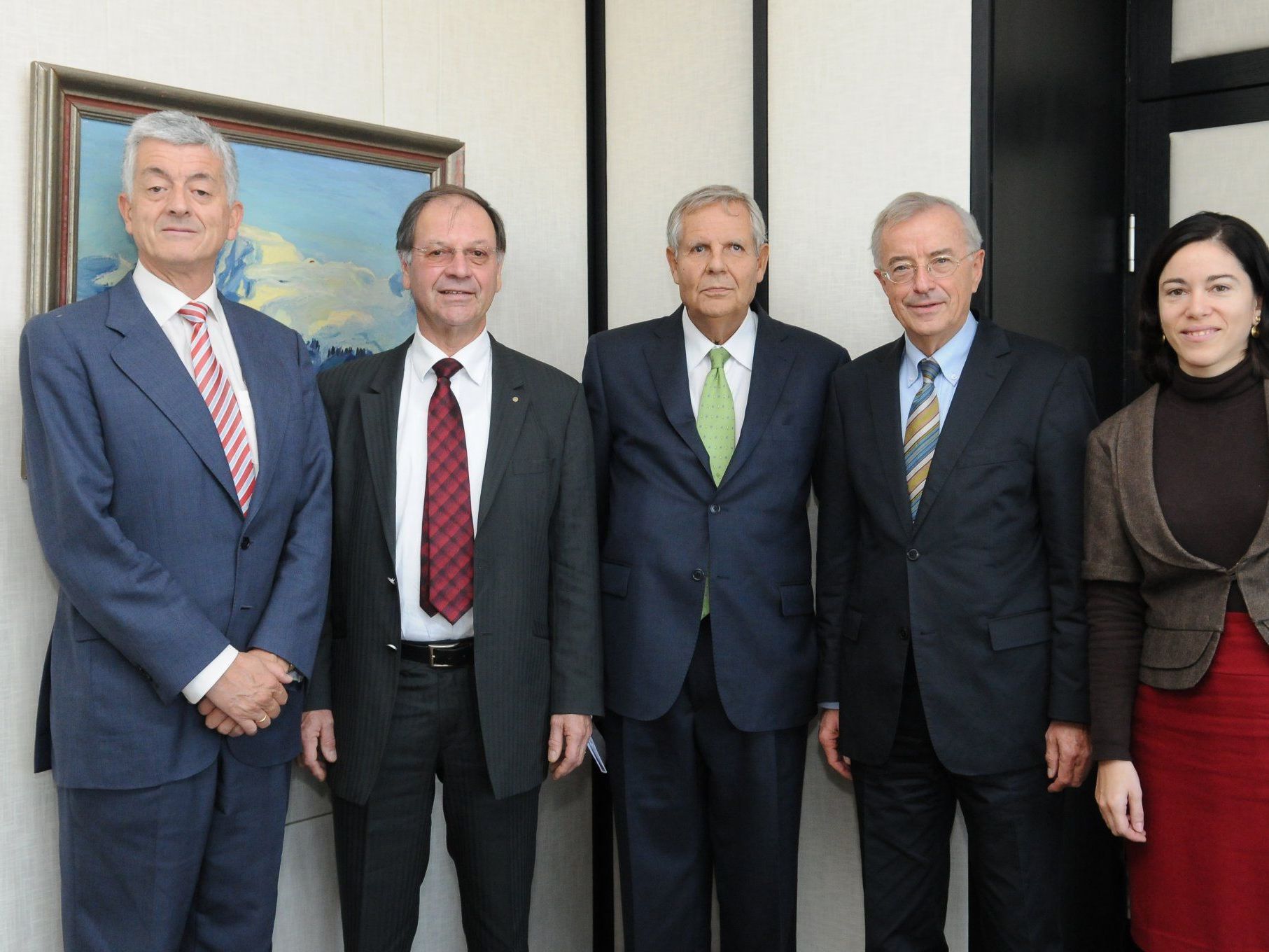 Wirtschafts- und Handelsrat Joaquin de la Infiesta Agrada, Albert Ruetz, spanischer Honorarkonsul in Vorarlberg, Botschafter Pico de Coana, LH Sausgruber, Botschaftssekretärin Magdalena Cruz Yabar. Wirtschafts- und Handelsrat Joaquin de la Infiesta Agrada, Albert Ruetz, spanischer Honorarkonsul in Vorarlberg, Botschafter Pico de Coana, LH Sausgruber, Botschaftssekretärin Magdalena Cruz Yabar.