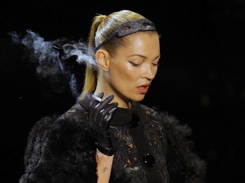 So kennen wir Kate Moss: Super gestylt und cool! So kennen wir Kate Moss: Super gestylt und cool!
