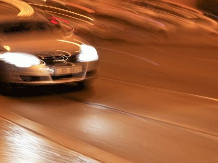 Bei einem Unfall auf der Simmeringer Hauptstraße wurde ein Mann schwer verletzt. Bei einem Unfall auf der Simmeringer Hauptstraße wurde ein Mann schwer verletzt.