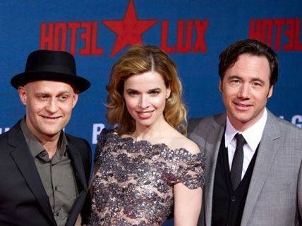 Michael "Bully" Herbig (r.), Juergen Vogel und Thekla Reuten bei der Premiere in Berlin. Michael "Bully" Herbig (r.), Juergen Vogel und Thekla Reuten bei der Premiere in Berlin.