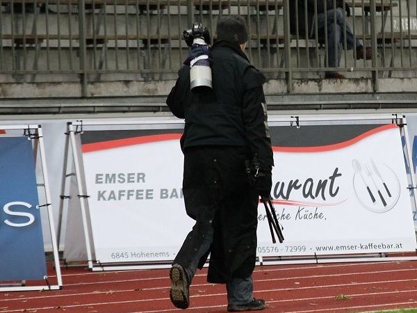 Jedes Wochenende sind die Fotografen bei jedem Wetter auf den Plätzen anzutreffen.