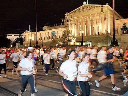 Der Vienna Night Run wird den Wiener Verkehr verzögern. Der Vienna Night Run wird den Wiener Verkehr verzögern.