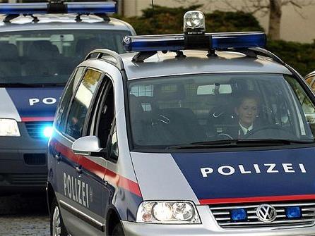 Die Polizei musste zur Botschaft in Wien 3 ausrücken.