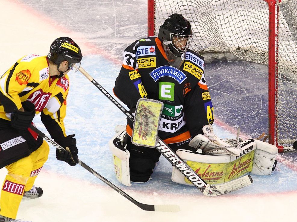 Die Vienna Capitals mussten sich den Graz 99ers geschlagen geben. Die Vienna Capitals mussten sich den Graz 99ers geschlagen geben.