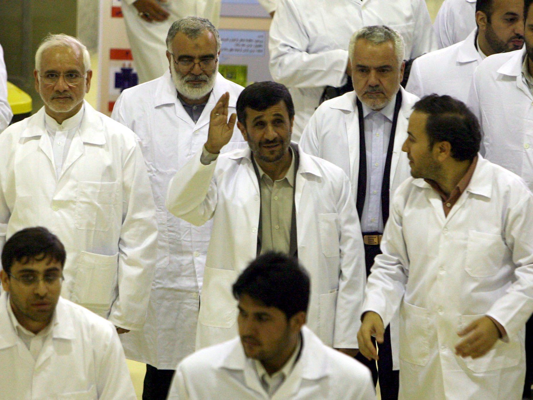 Seit über einem Jahr ist das iranische Atom- und Rüstungsprogramm mysteriösen Störfällen und Attacken ausgesetzt Seit über einem Jahr ist das iranische Atom- und Rüstungsprogramm mysteriösen Störfällen und Attacken ausgesetzt