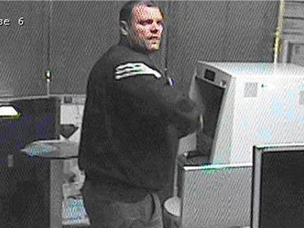 Die Polizei sucht diesen Mann Die Polizei sucht diesen Mann