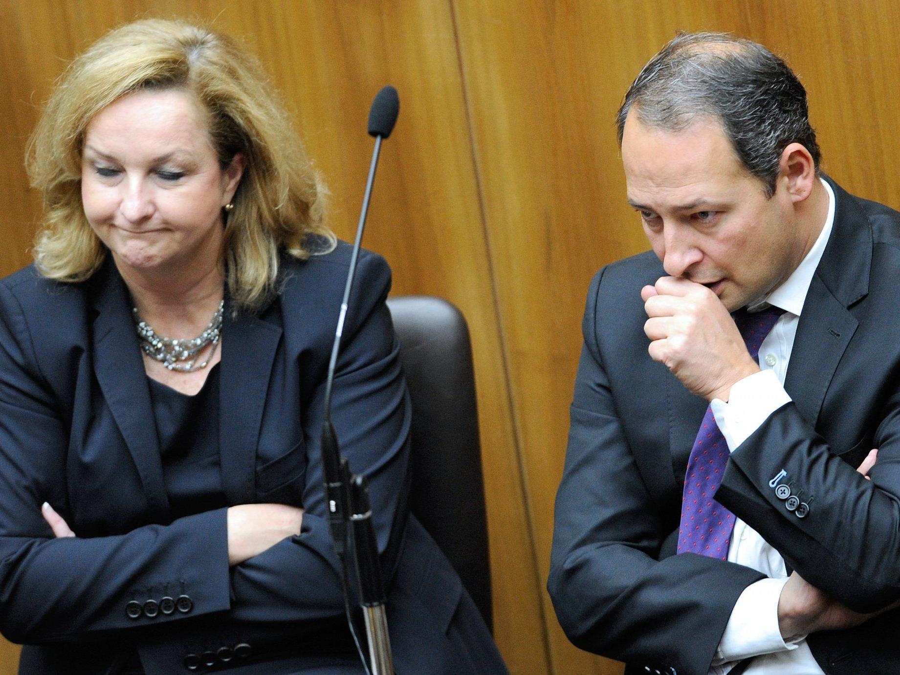 Finanzministerin Maria Fekter und Andreas Schieder während der Budgetdebatte
