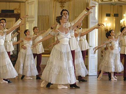 Die Tänzer des Wiener Staatsopernballetts verzaubern bei zahlreichen Veranstaltungen Die Tänzer des Wiener Staatsopernballetts verzaubern bei zahlreichen Veranstaltungen
