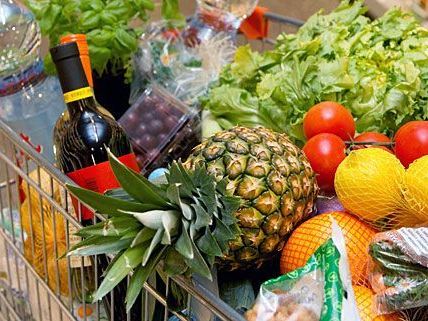 Die Doku "Taste The Waste" kritisiert unseren verschwenderischen Umgang mit Lebensmitteln Die Doku "Taste The Waste" kritisiert unseren verschwenderischen Umgang mit Lebensmitteln